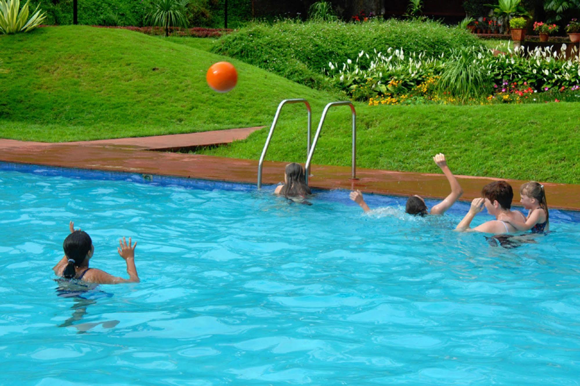 Carmelia Haven Resort Текади Екстериор снимка